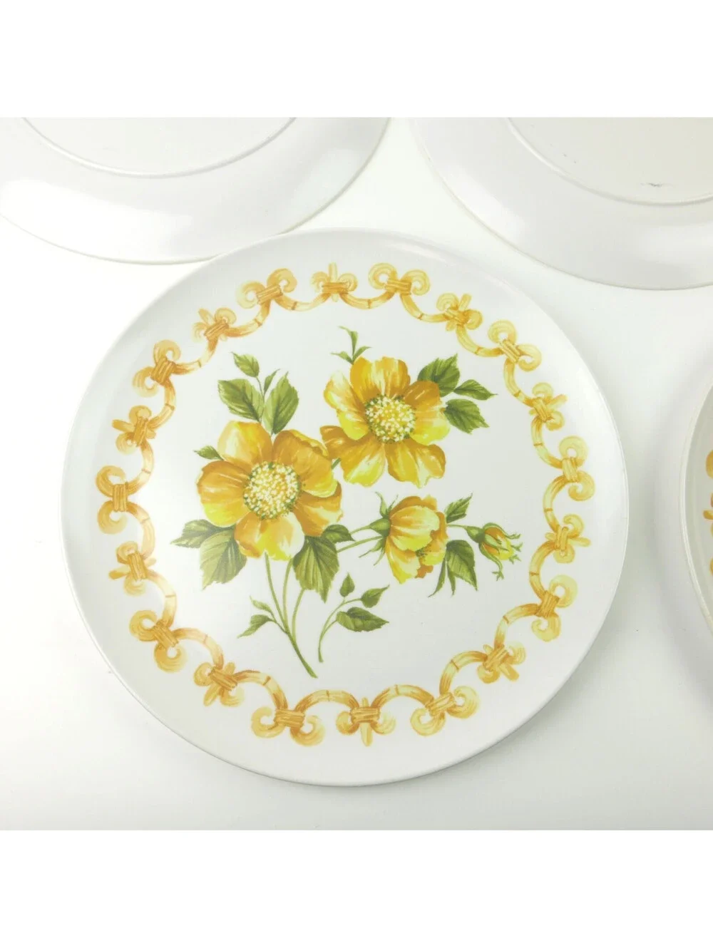 Vintage Melamine Dinner Plates Lot of 8 Yellow & Green Floral Flower Mid Century